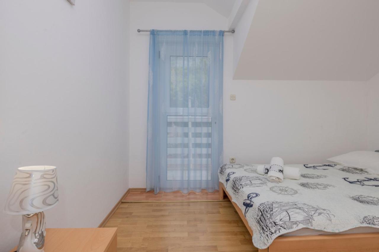 Apartments Zdravka Lokva Rogoznica Exterior foto